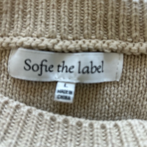 Women’s dress - sweater top with layered white cotton skirt - Picture 2 of 2